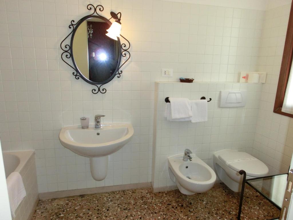 Al Palazzetto Venecia