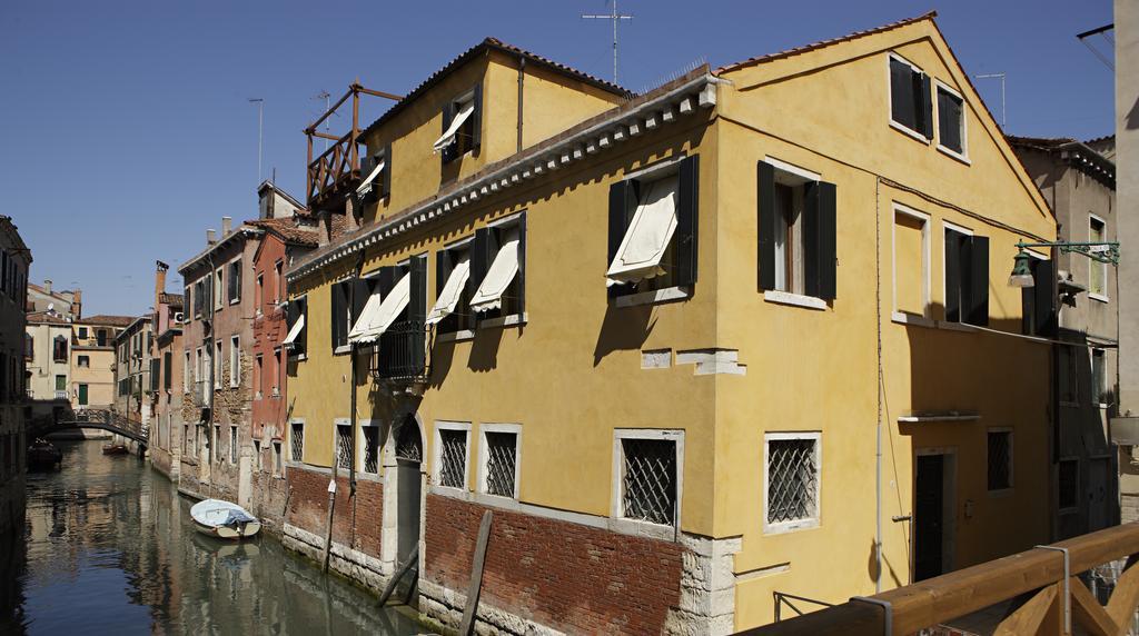 Al Palazzetto Bed and breakfast 2*